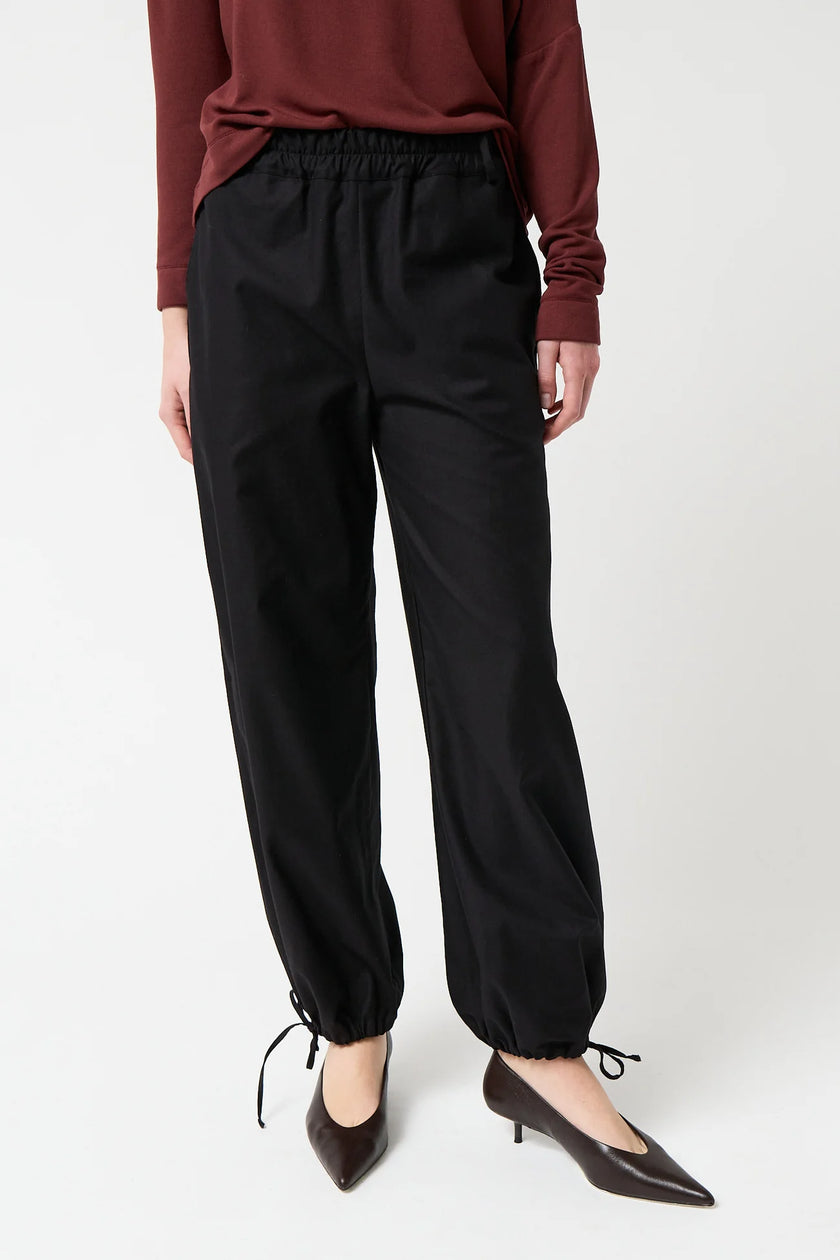 Cuervo Pants in Black
