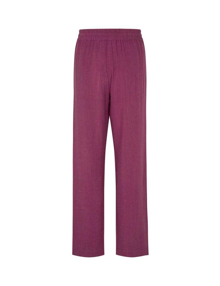Livigno Pants in Radiant Raspberry