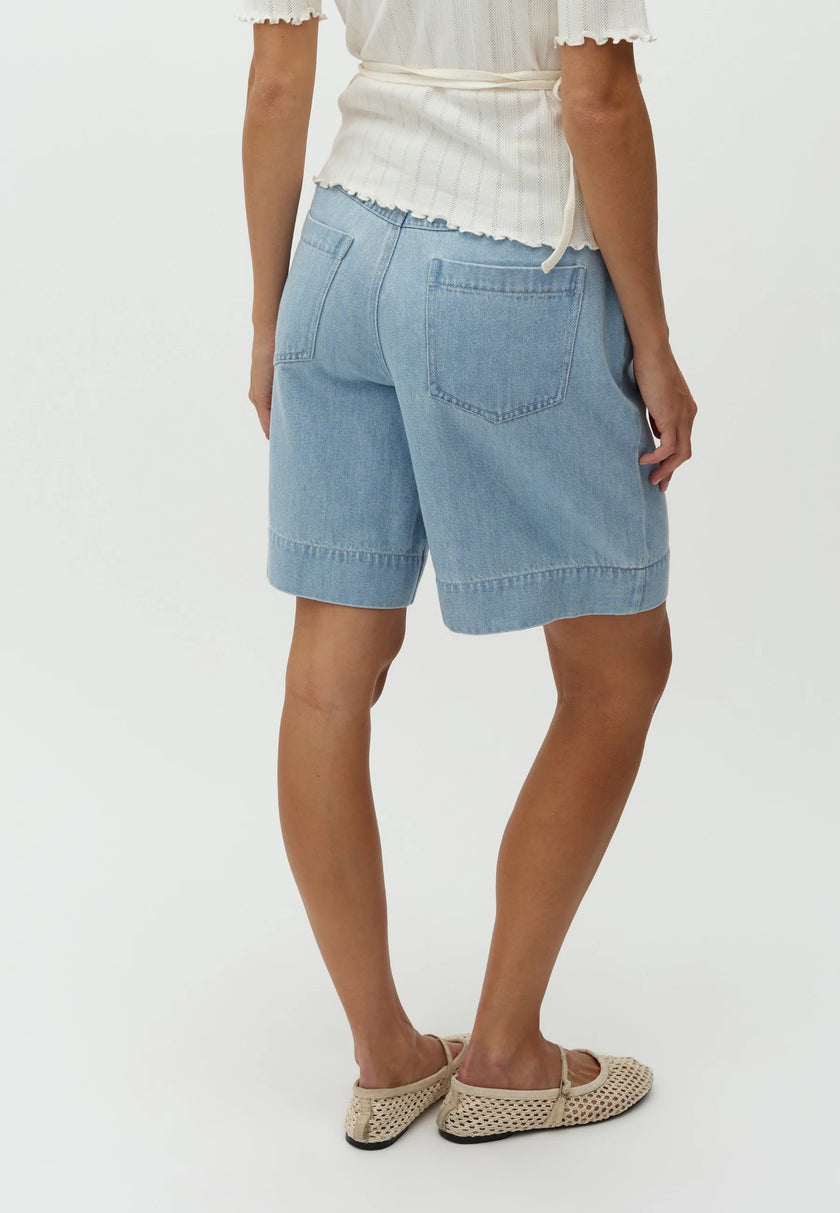 Stellan Sanira Shorts in Light Soft Wash