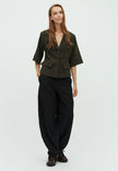 Silira Pants in Black
