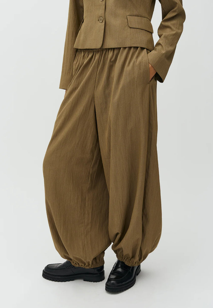 Koons Xannia Pants in Light Olive Melange