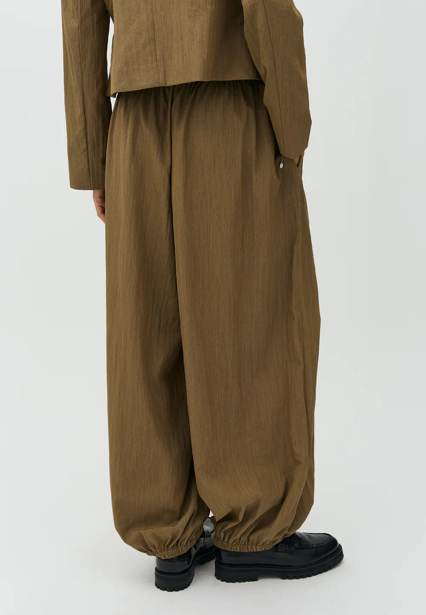 Koons Xannia Pants in Light Olive Melange