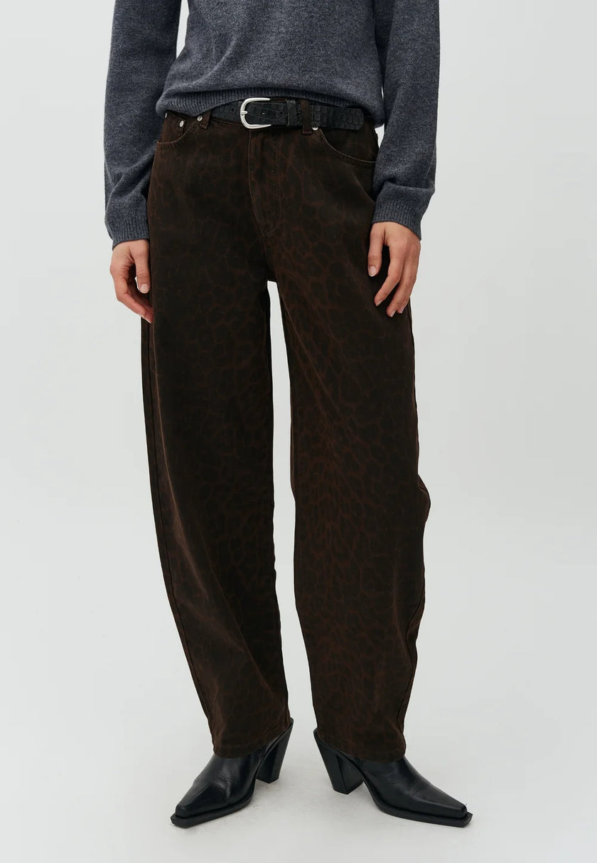 Bou Jeans in Java Leo