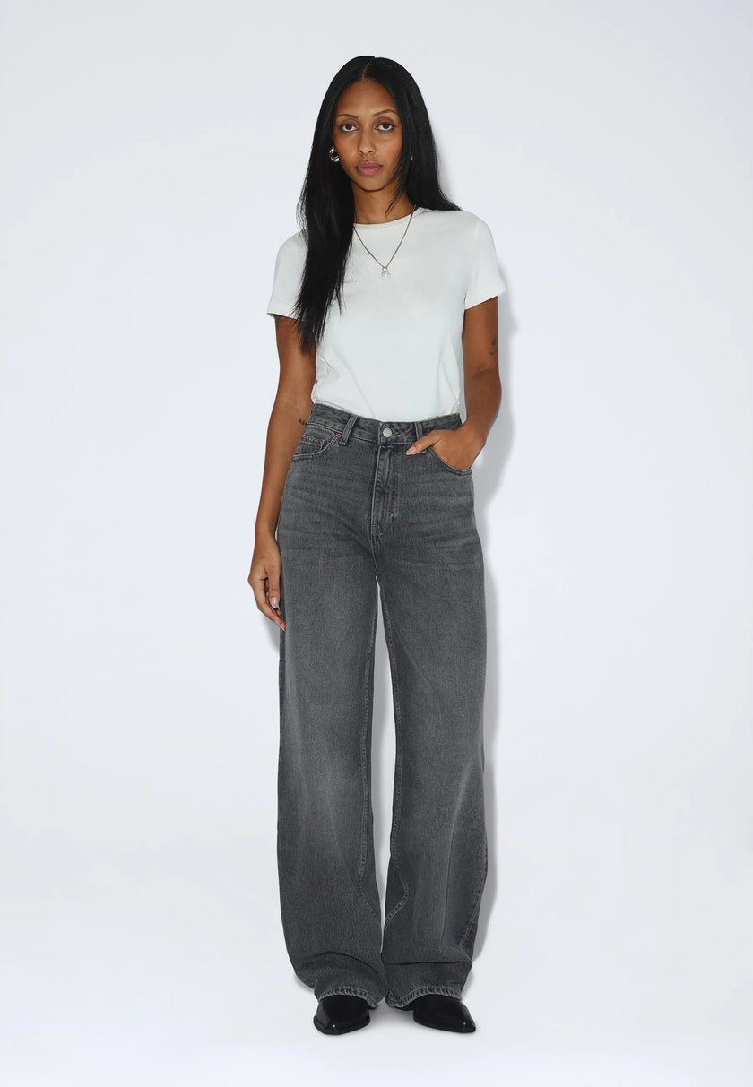Donna in Mid Grey Used