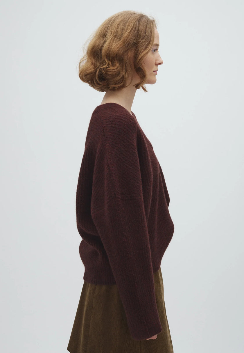 Gillian Knit in Deep Maroon