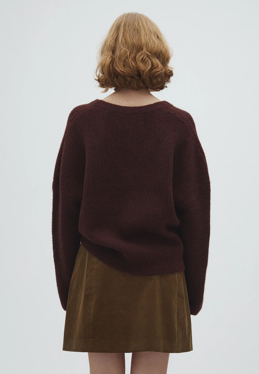Gillian Knit in Deep Maroon