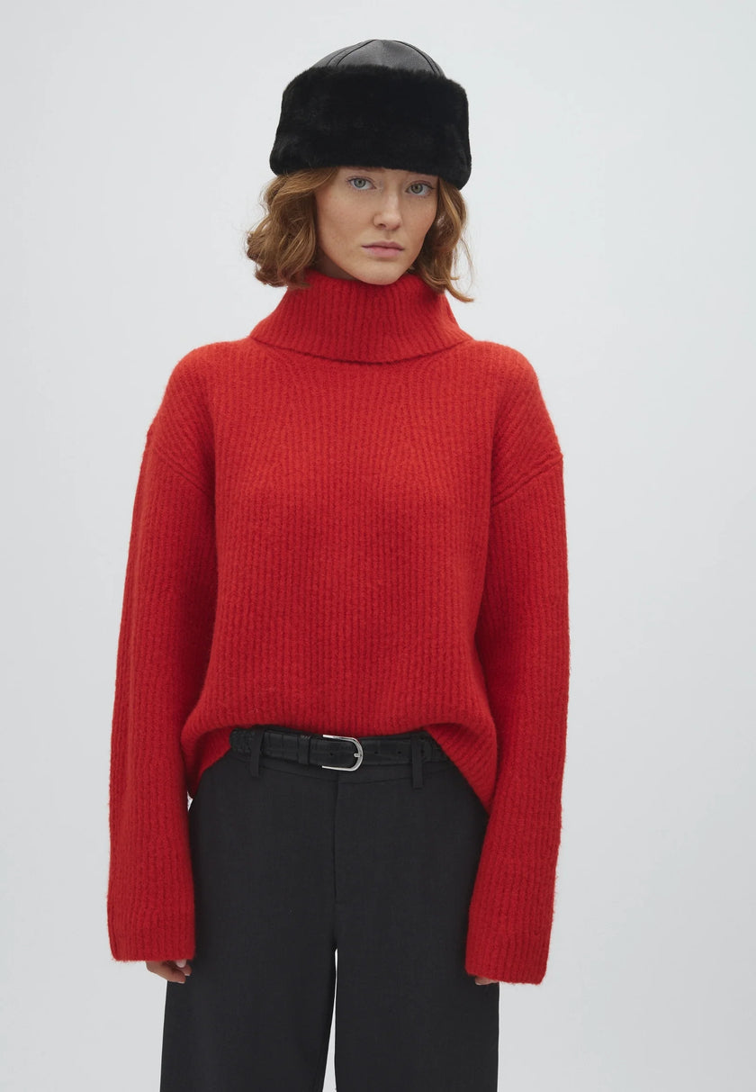 Kemina Knit in Deep Red