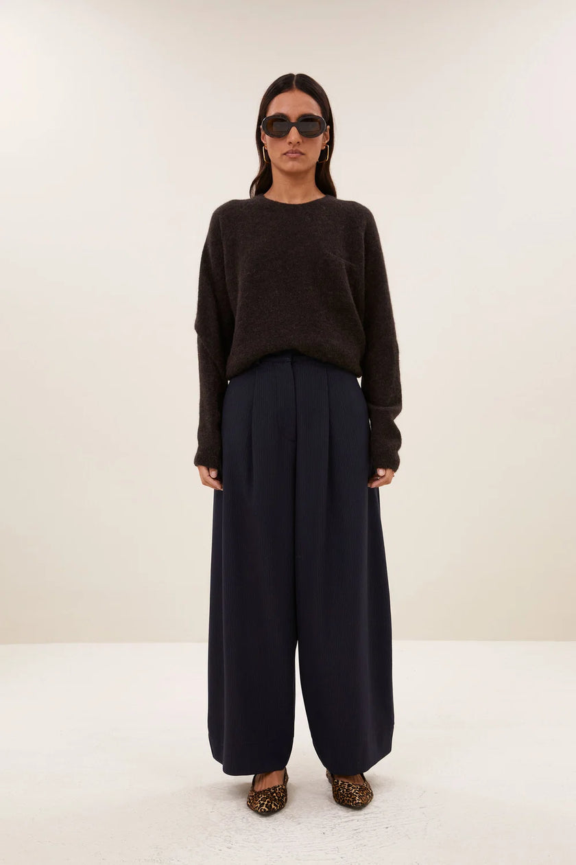 Polly Pullover in Deep Brown