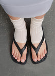Izzy Slipper in Black