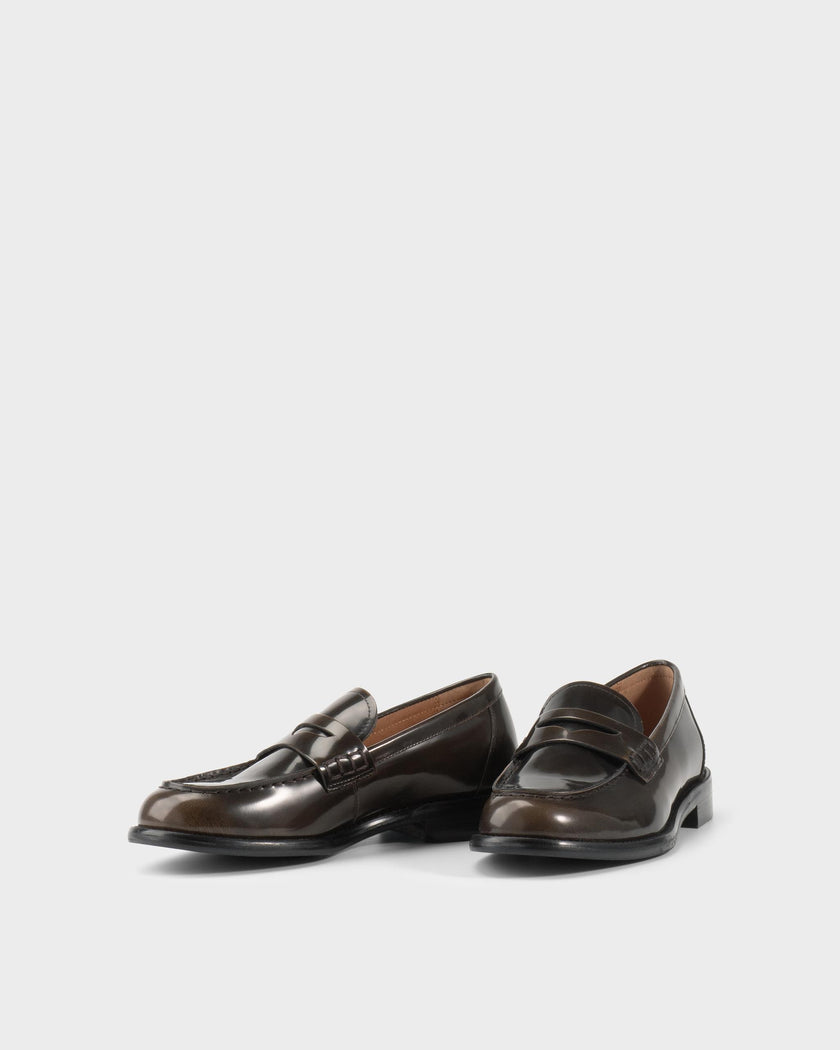 Linn Walnut Loafer