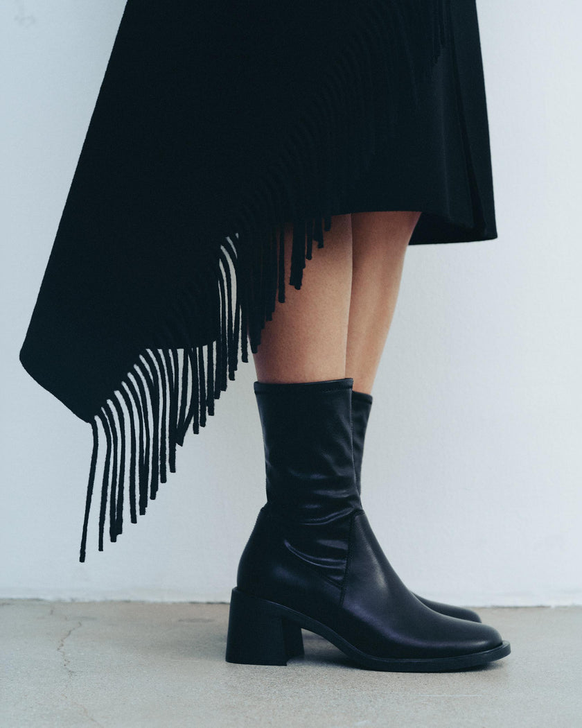 Vega Ankle Boots in Black