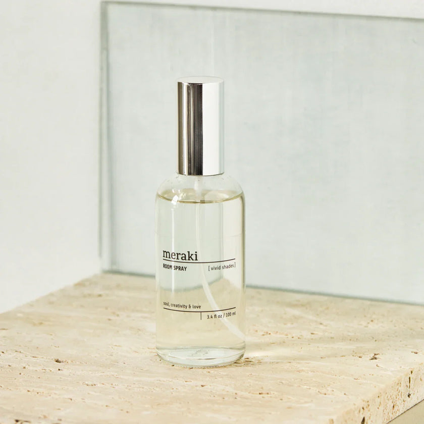 Roomspray in Vivid Shades
