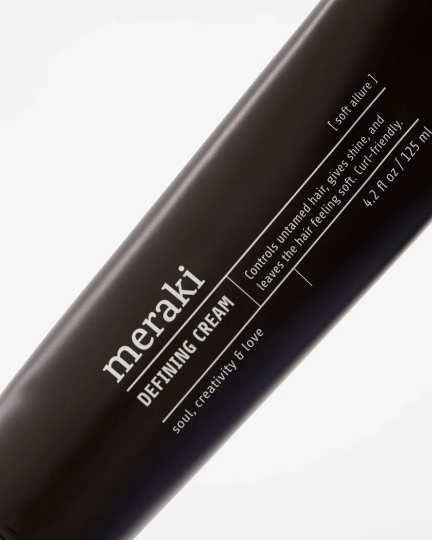 Defining Cream in Soft Allure