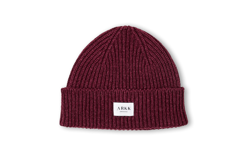 Classic Beanie in Bordeaux