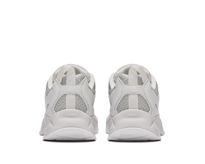 Forma Runner in Triple White