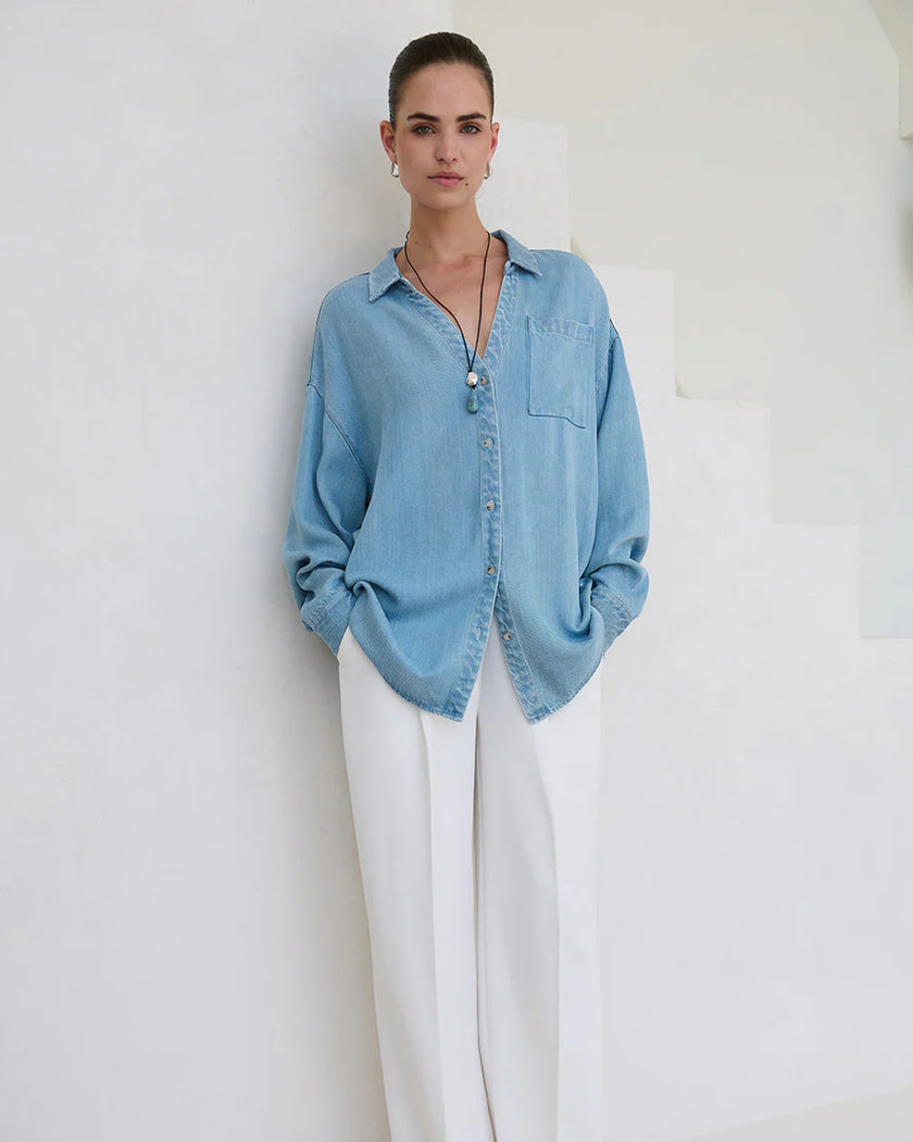 Boisy Shirt in Light Blue