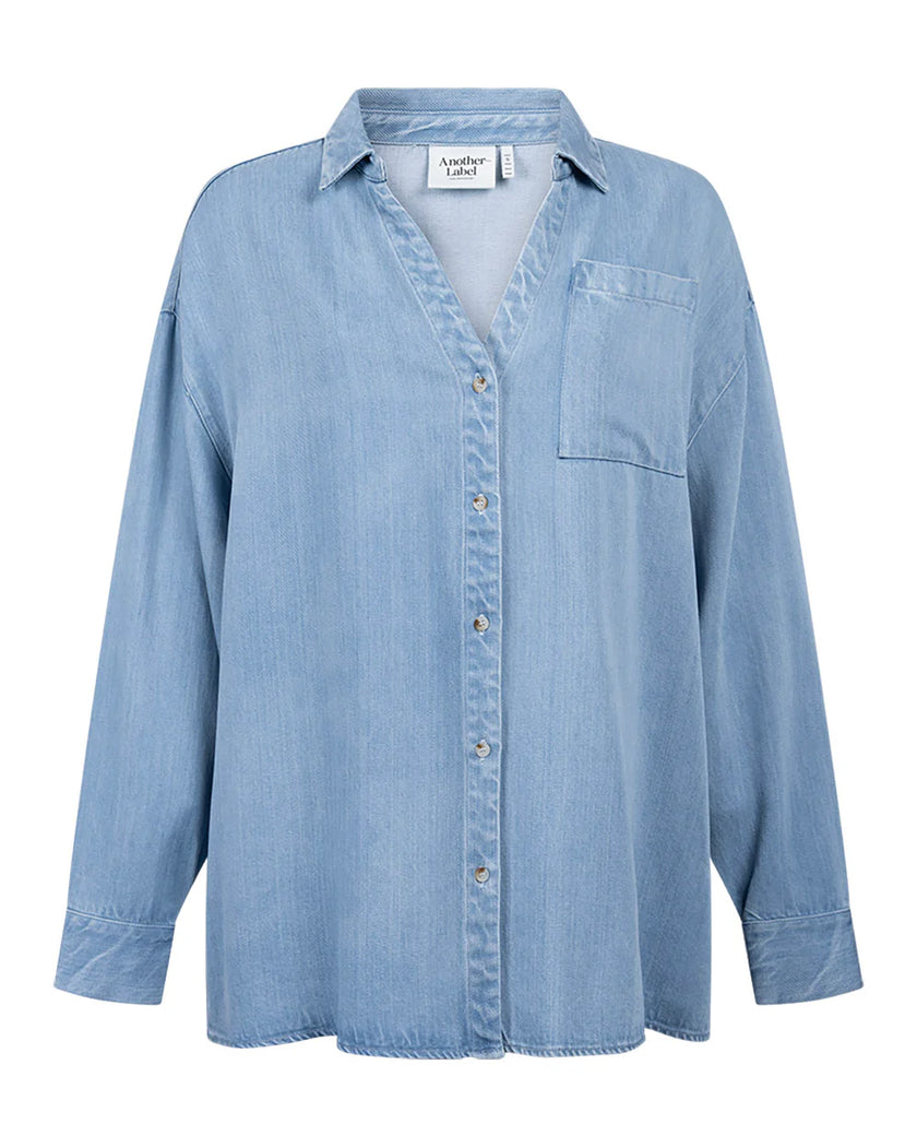 Boisy Shirt in Light Blue