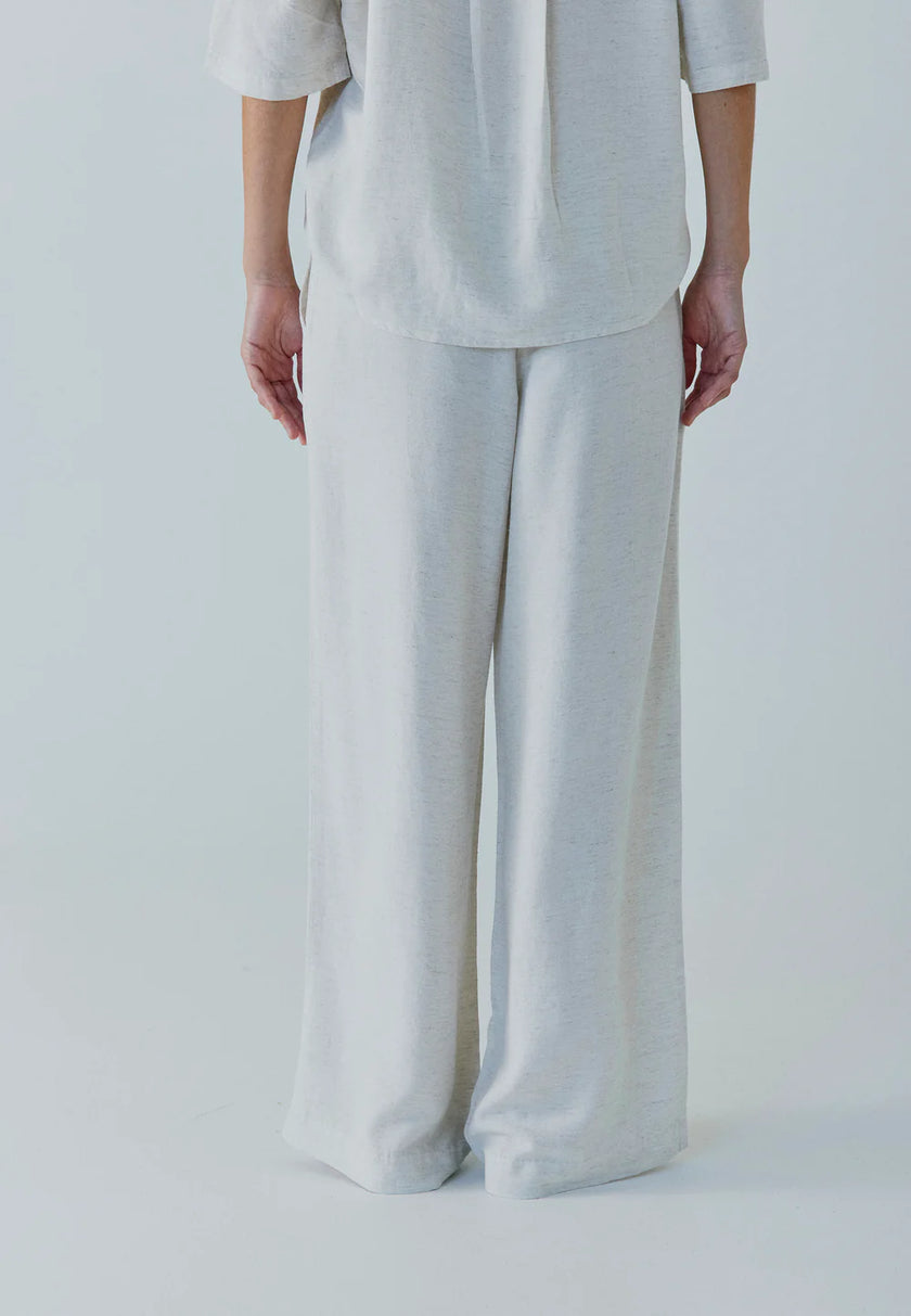 Linne Pants in Beige