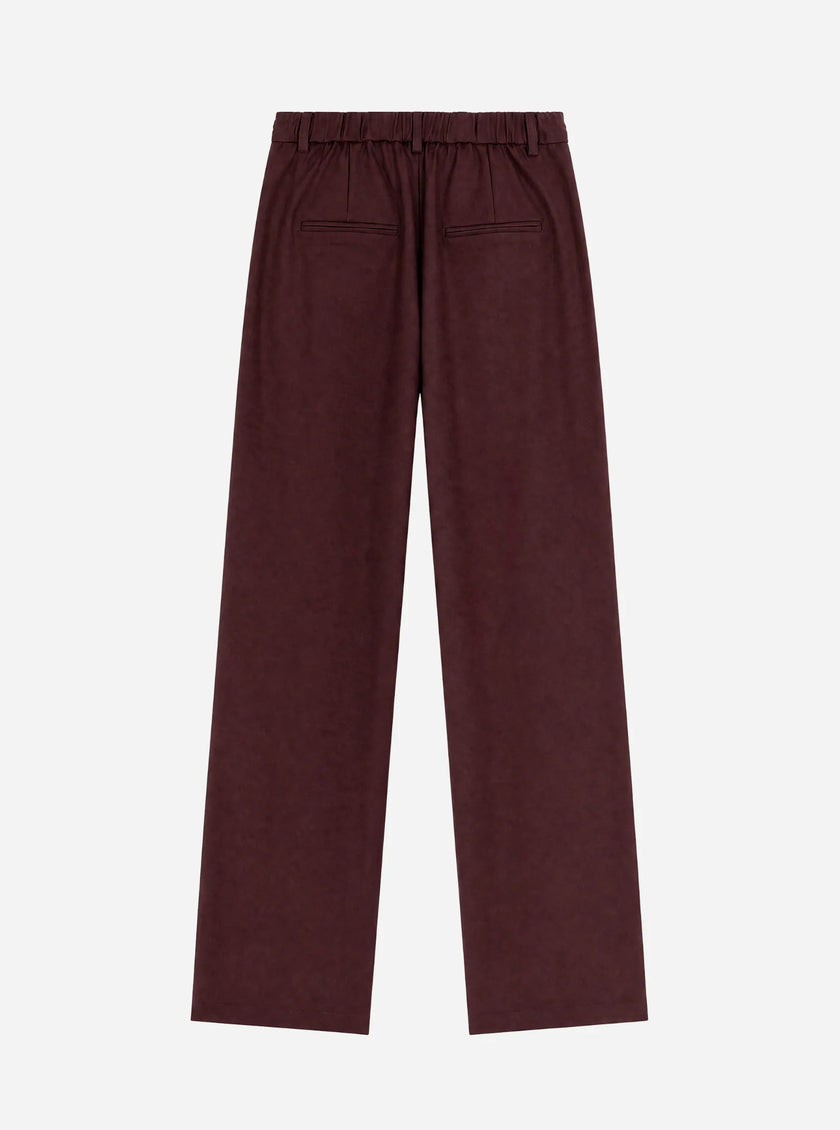 Josie Pleated Trousers in Burgundy