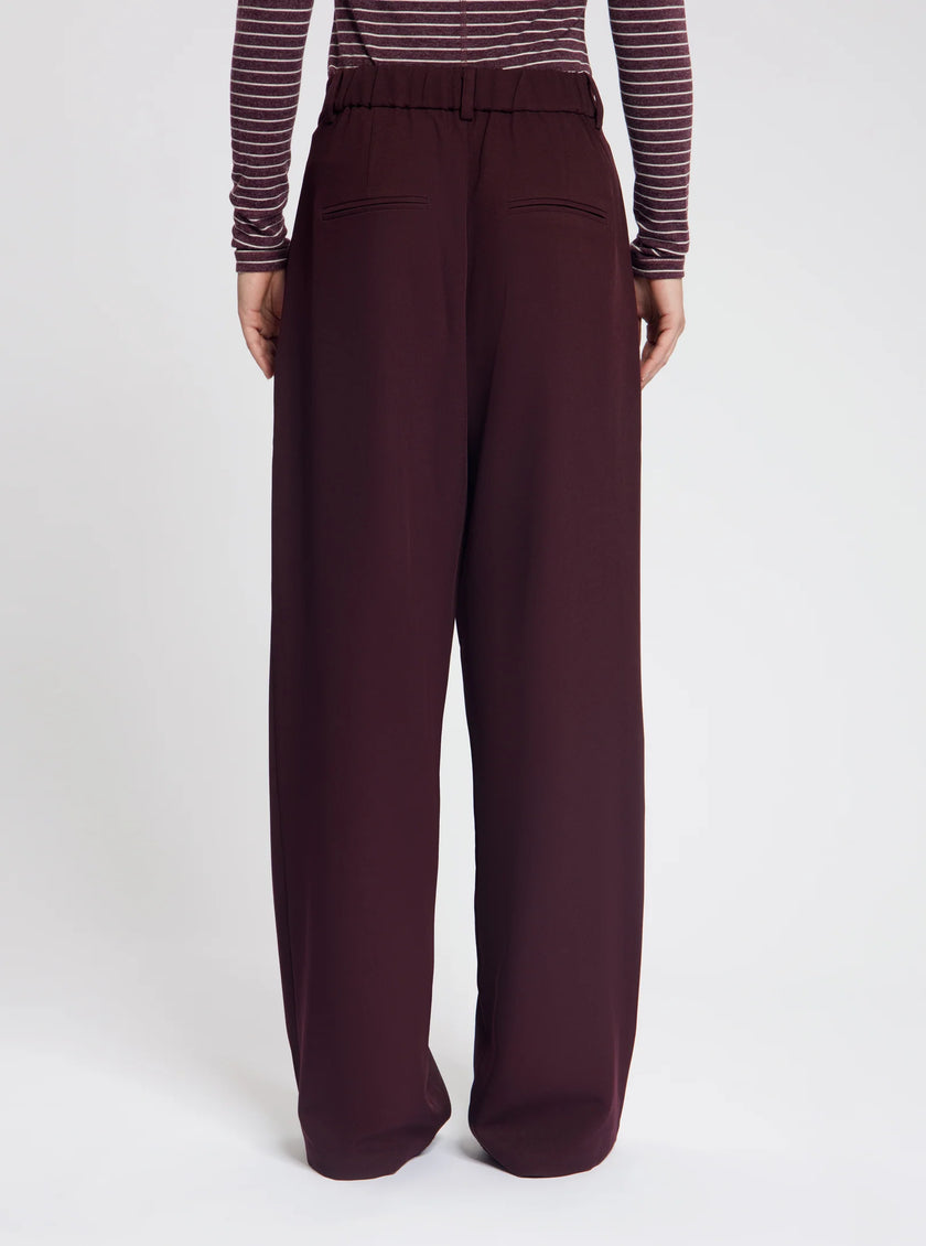 Josie Pleated Trousers in Burgundy