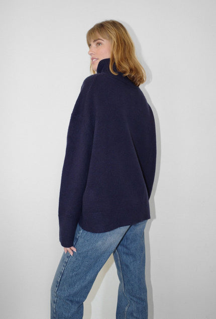 Olga Knit in Navy