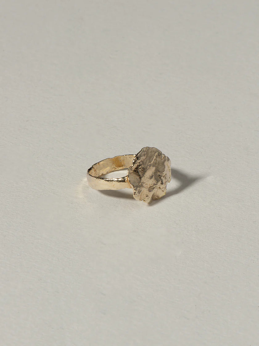 Shadows Ring