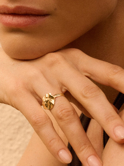 Shadows Ring