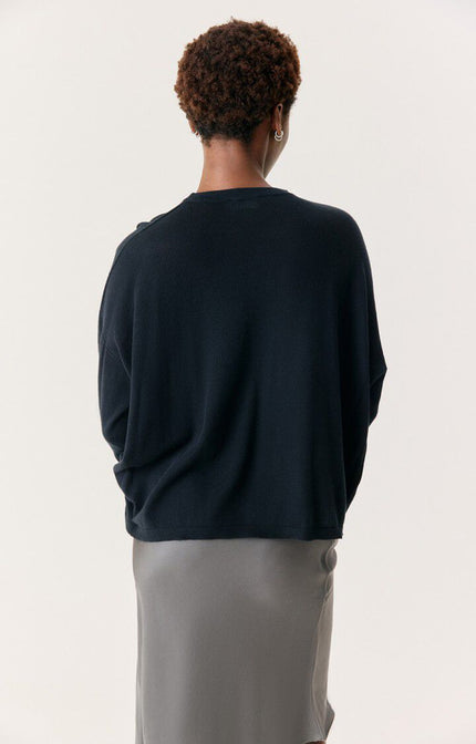 Toima Sweater in Black
