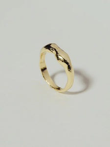 Wavy Ring