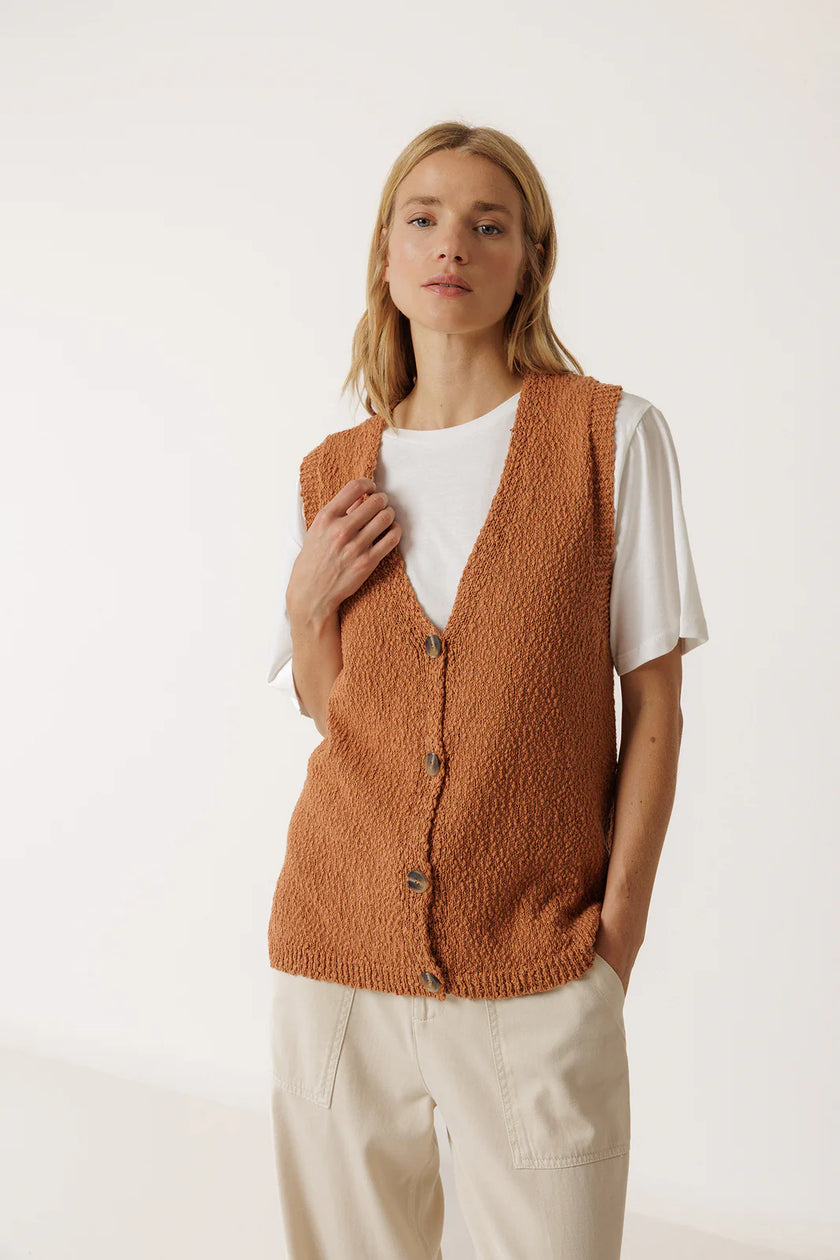 Bouclé Vest